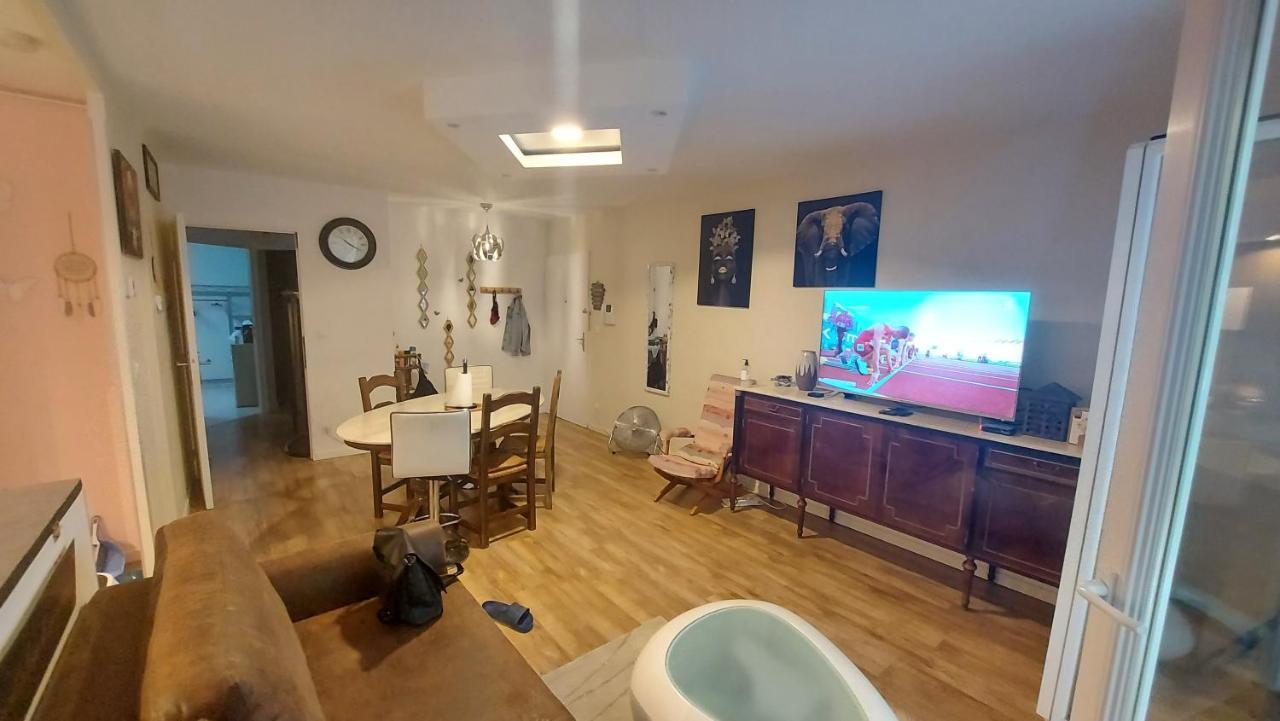 Au Pagnol Appartement Aubagne Buitenkant foto